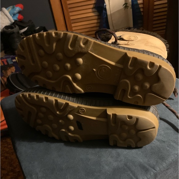 Sorel winter boots - Picture 3 of 5